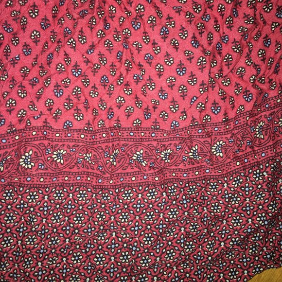 Floral Pattern mini skirt - Picture 2 of 2